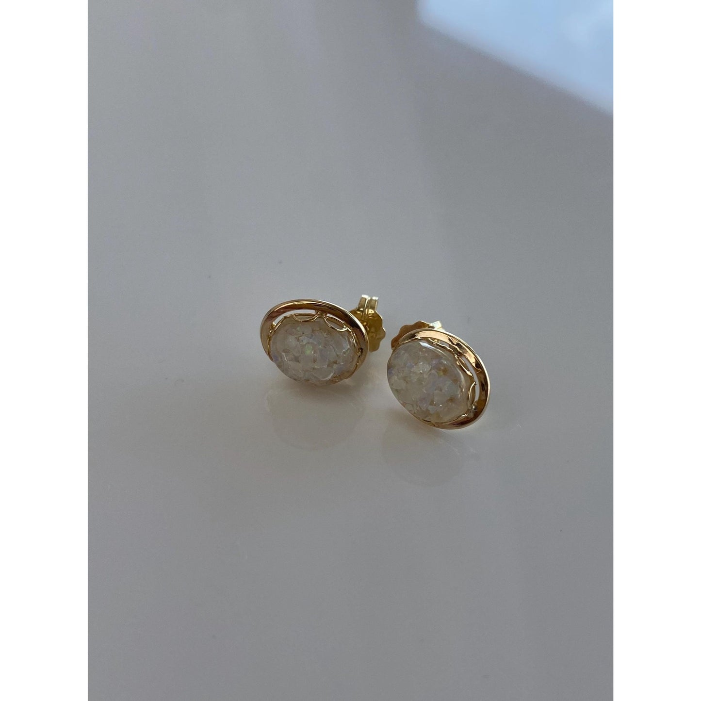 Vintage Solid 14k Yellow Gold Compressed Opal Resin Stud Earrings