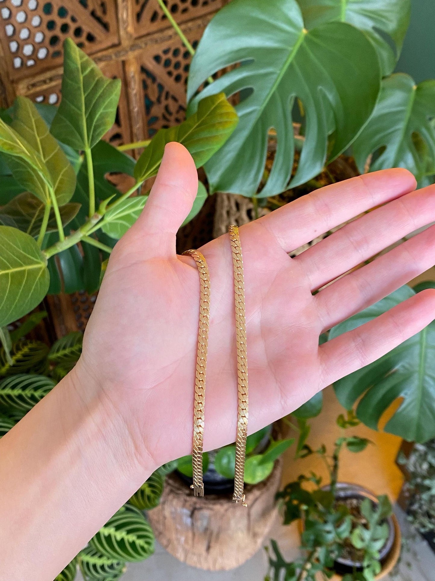 Vintage Solid 14k Yellow Gold Chunky Lined Tight Curb Chain Necklace - 16.75 inches