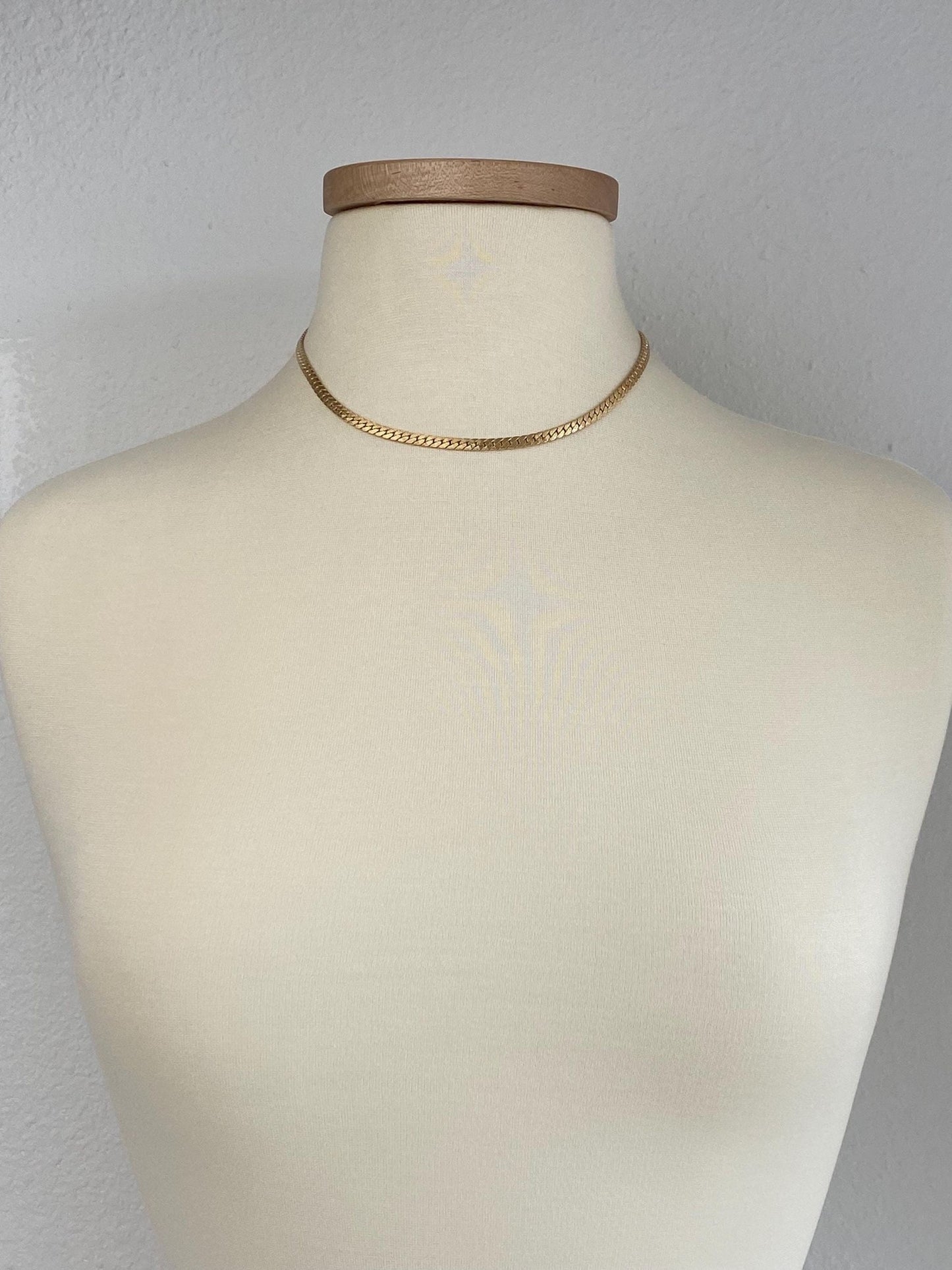 Vintage Solid 14k Yellow Gold Chunky Lined Tight Curb Chain Necklace - 16.75 inches