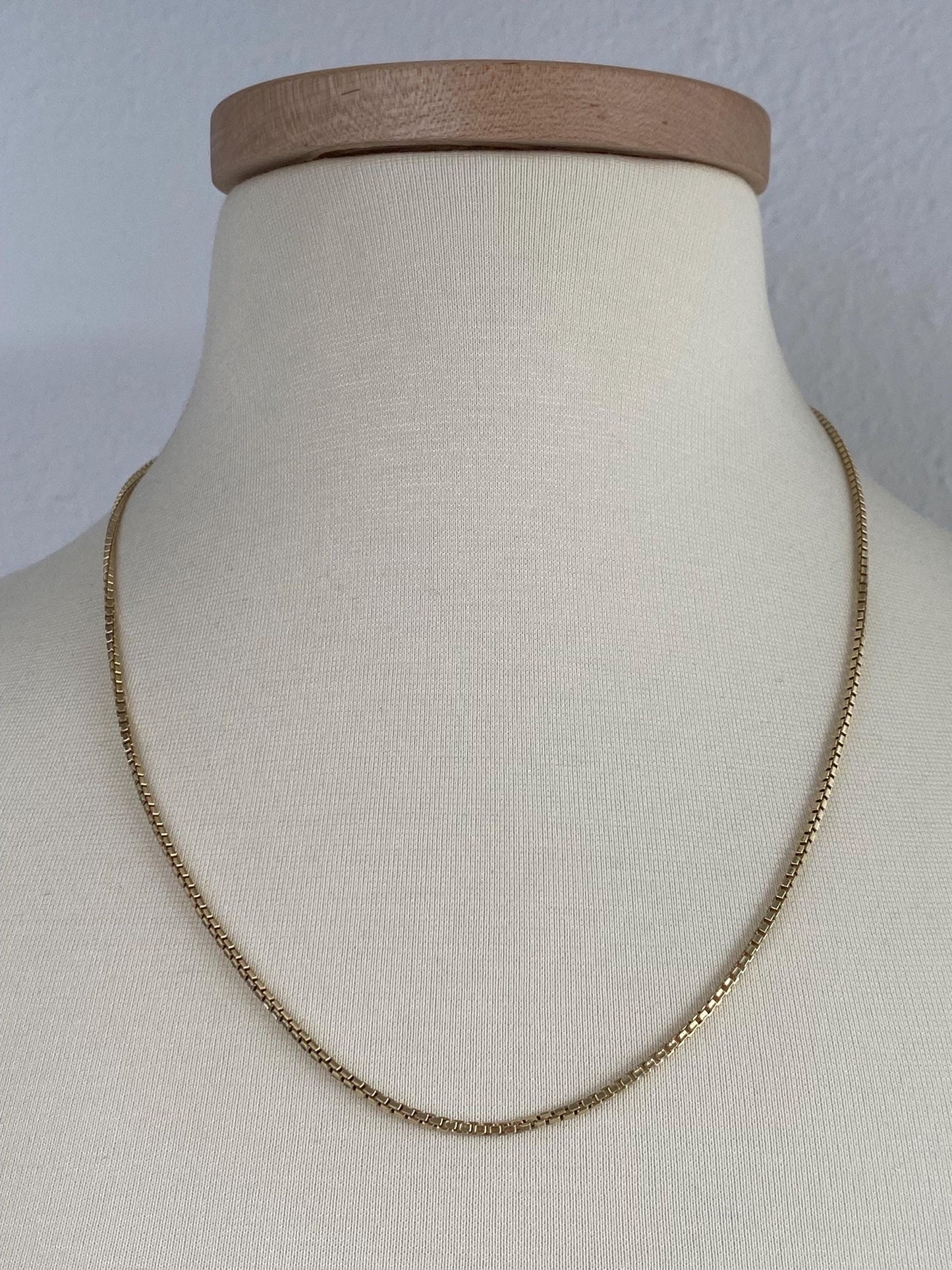 Vintage Solid 14k Yellow Gold Chunky Box Chain Necklace - 22 inches