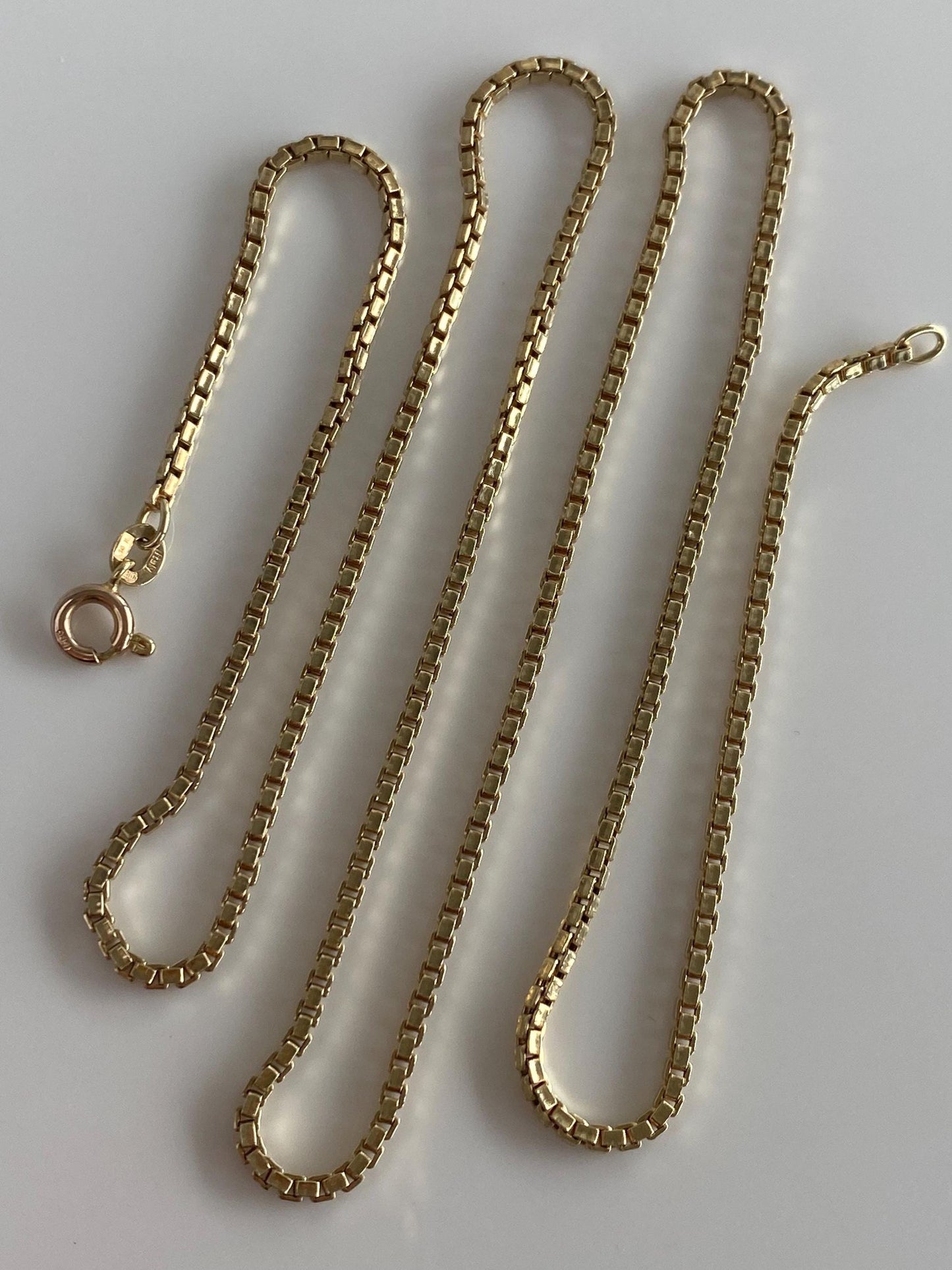 Vintage Solid 14k Yellow Gold Chunky Box Chain Necklace - 22 inches