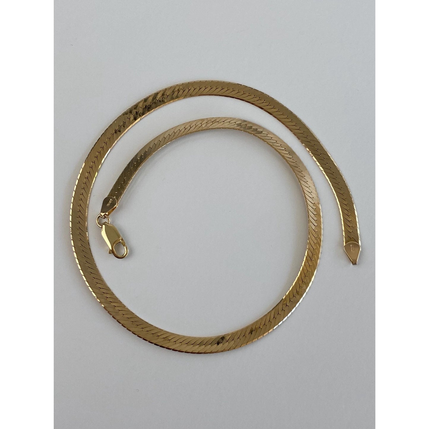 Vintage Solid 14k Yellow Gold Herringbone Chain Necklace - 16.25 inches