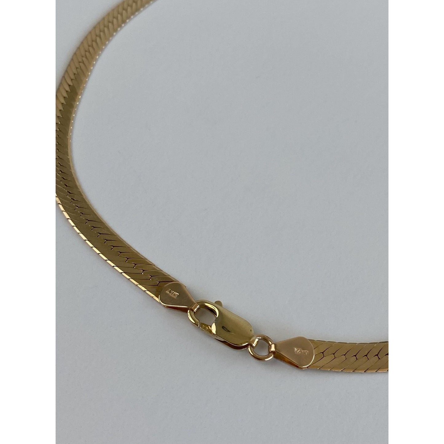 Vintage Solid 14k Yellow Gold Herringbone Chain Necklace - 16.25 inches