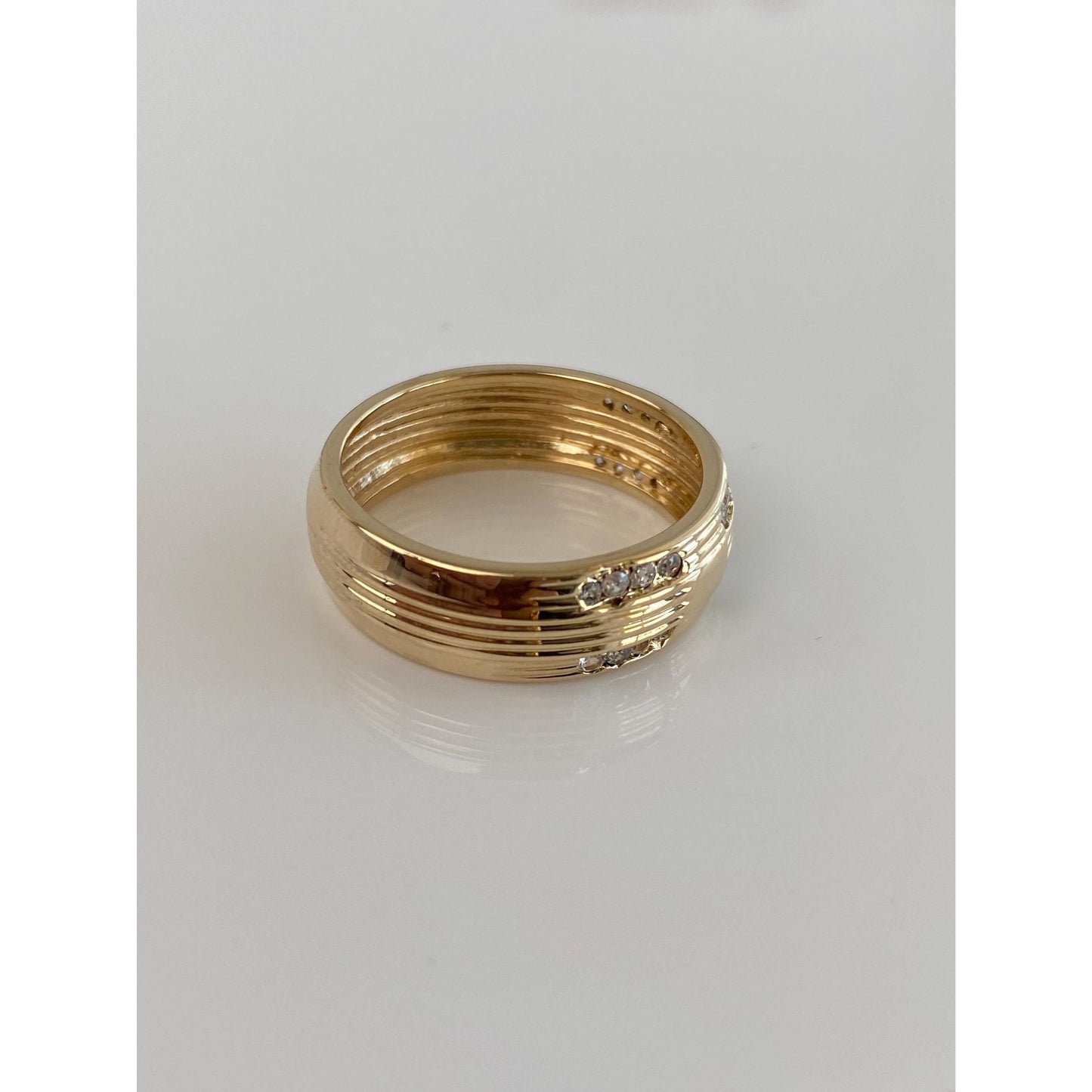 Solid 14k Yellow Gold Cubic Zirconia Lined Ring Band - Size 8.75