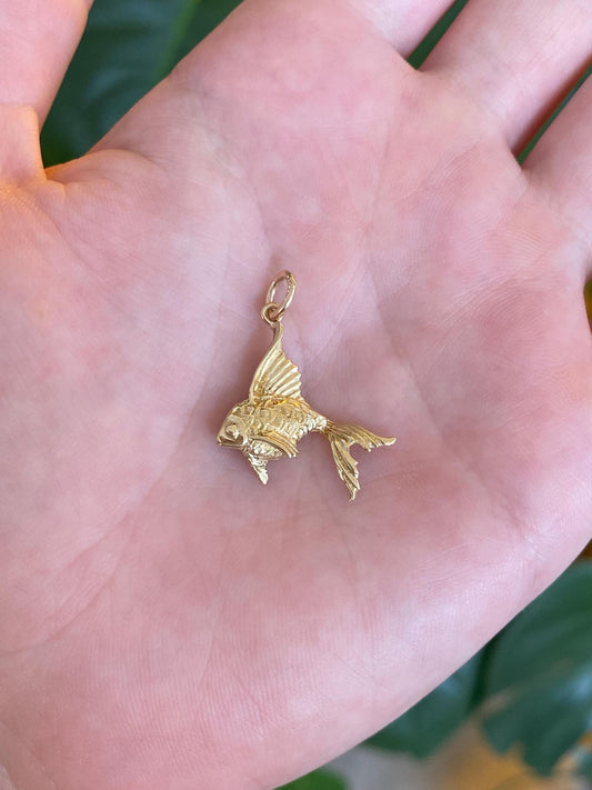 Vintage Solid 14k Yellow Gold Fish Charm