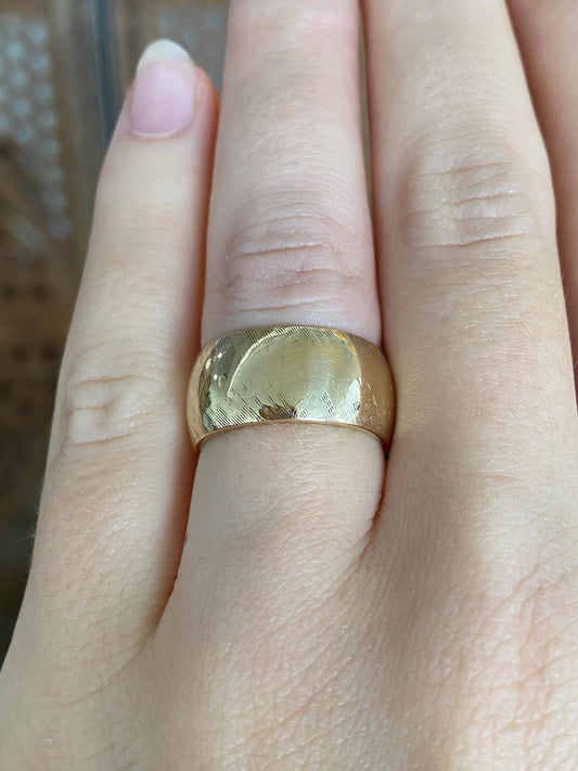 Vintage Solid 14k Yellow Gold Crosshatch Pattern Border Ring Band - Size 6.25