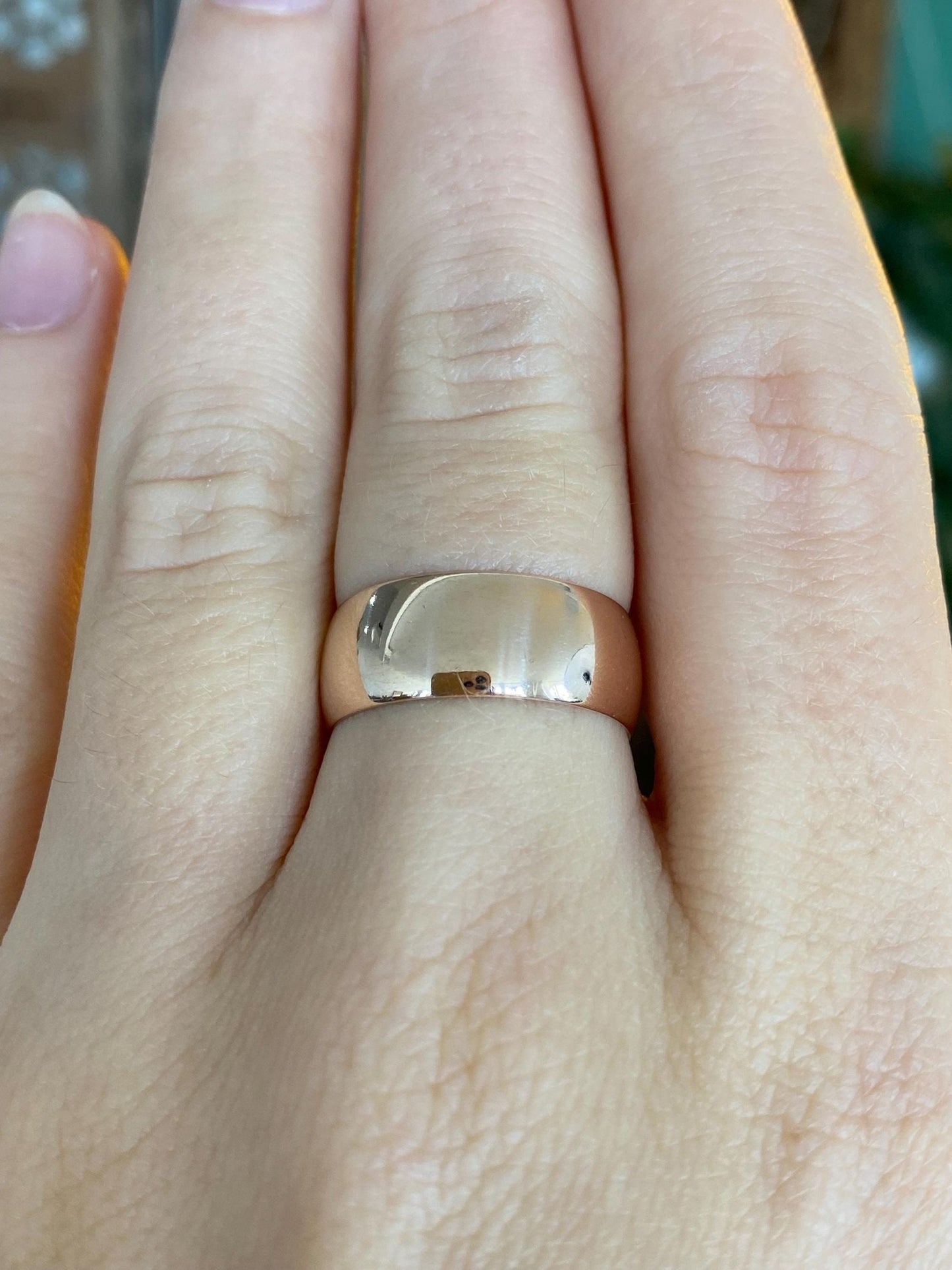 Vintage Solid 9k Rosey Gold Ring Band - Size 6.75