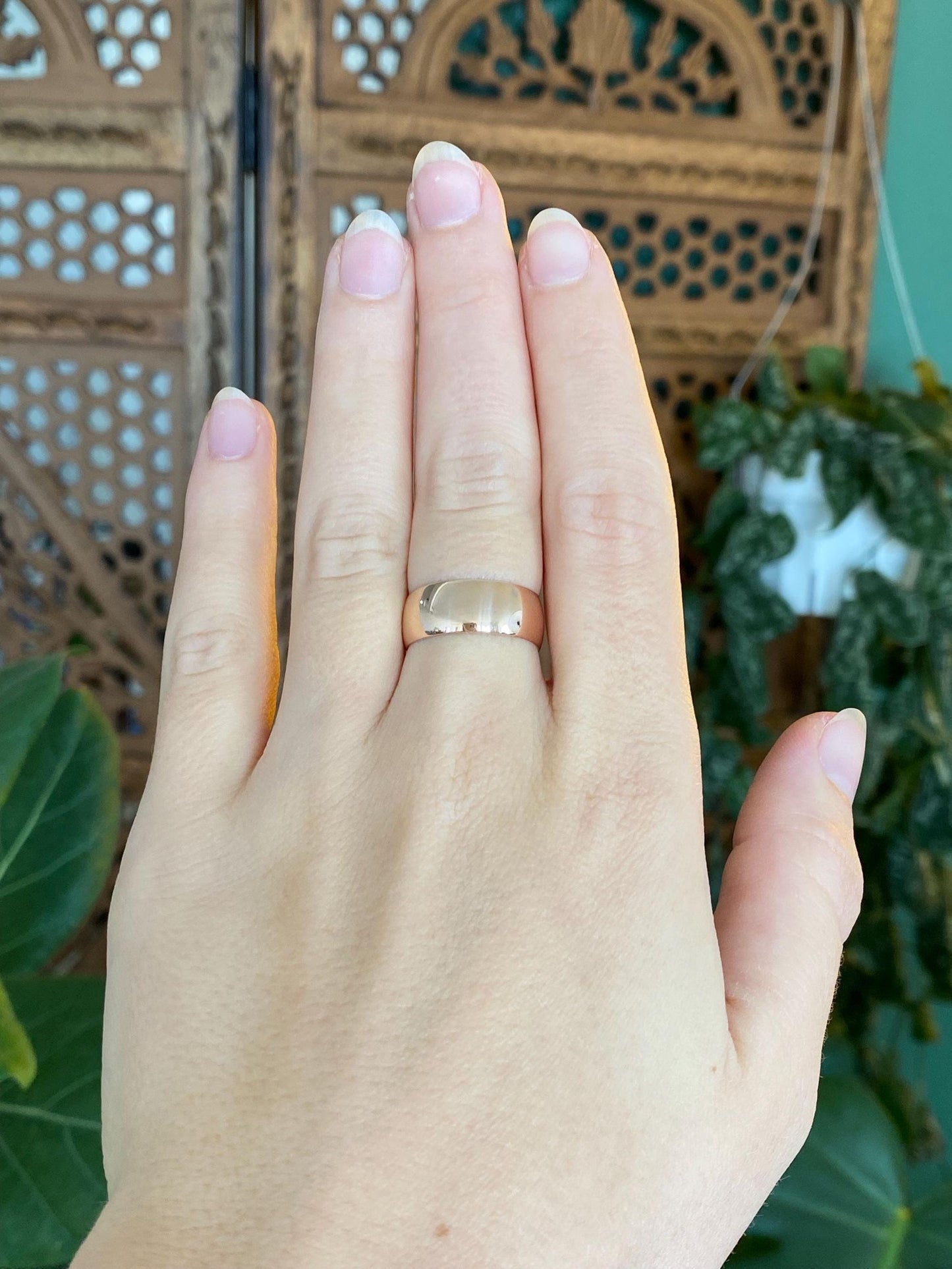 Vintage Solid 9k Rosey Gold Ring Band - Size 6.75