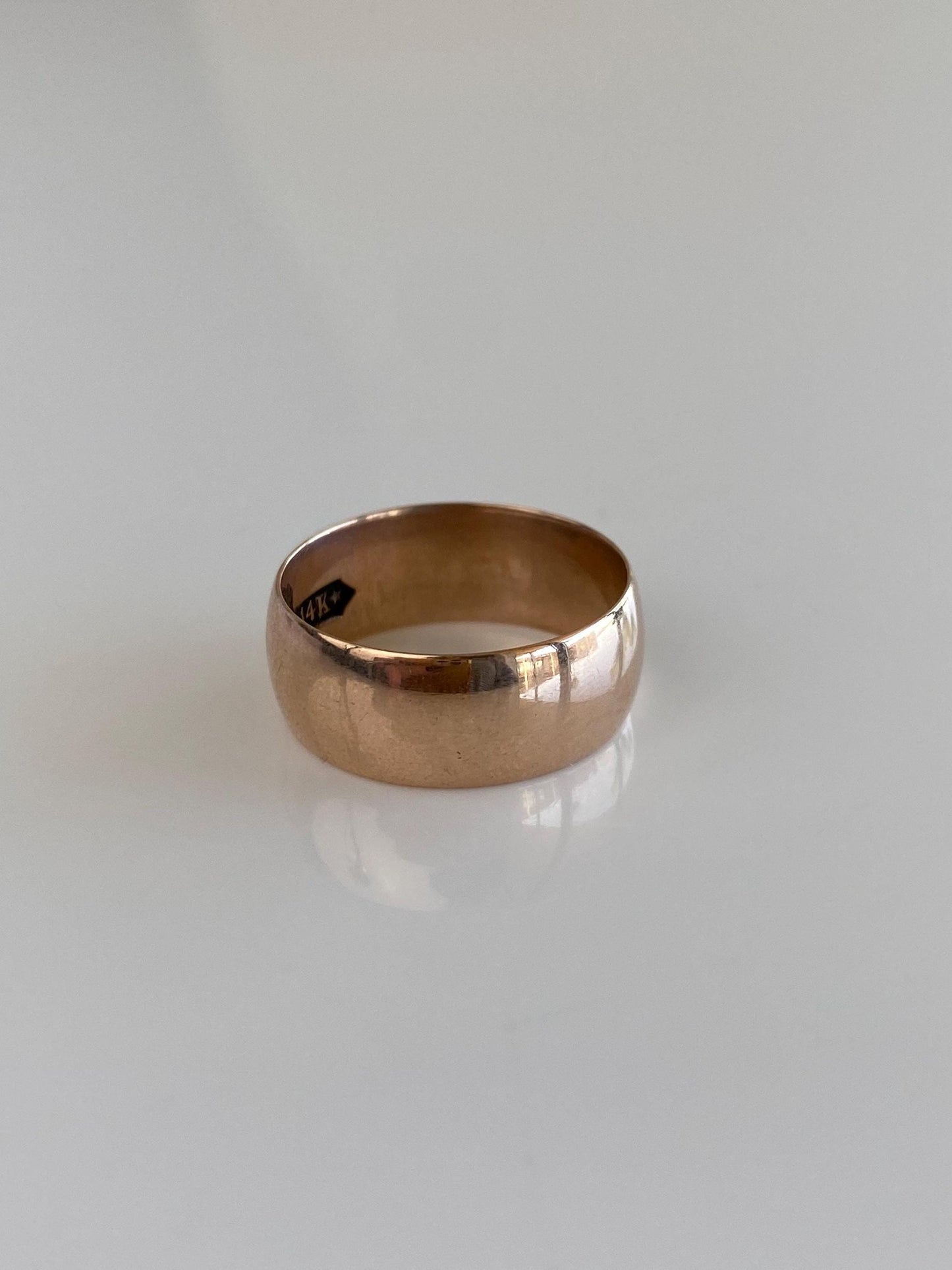 Vintage Solid 9k Rosey Gold Ring Band - Size 6.75