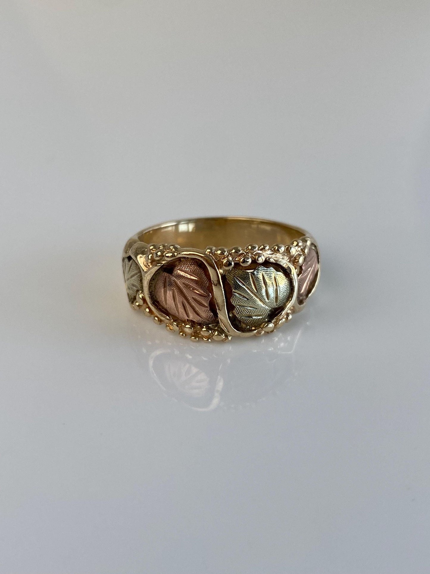 Solid 10k Black Hills Gold Leaves Ring Band - Size 8.5