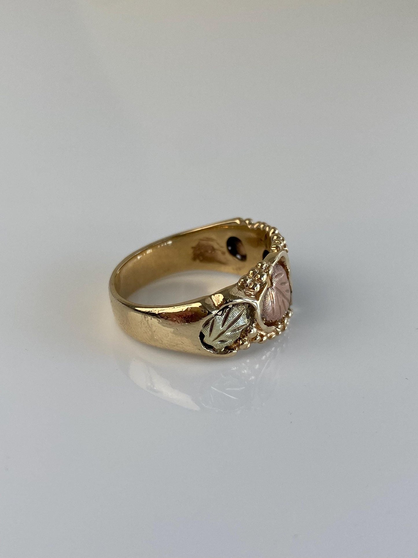 Solid 10k Black Hills Gold Leaves Ring Band - Size 8.5