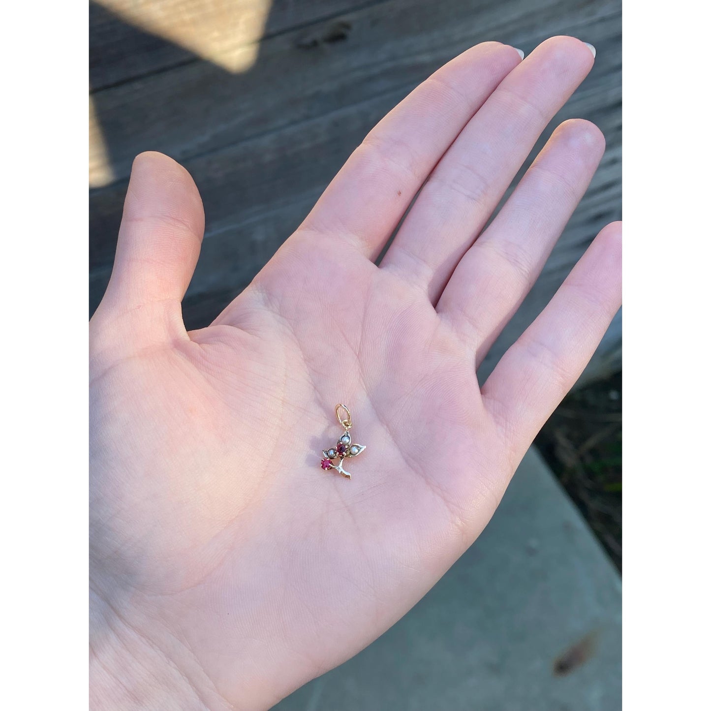 Vintage Solid 10k Yellow Gold Red Cubic Zirconia Seed Pearl Flower Charm