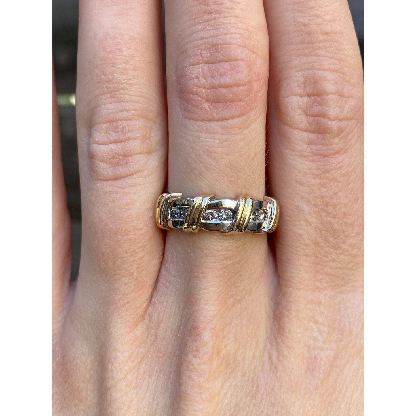 Vintage Solid 14k White & Yellow Gold Diamond Ring Band - Size 7.25