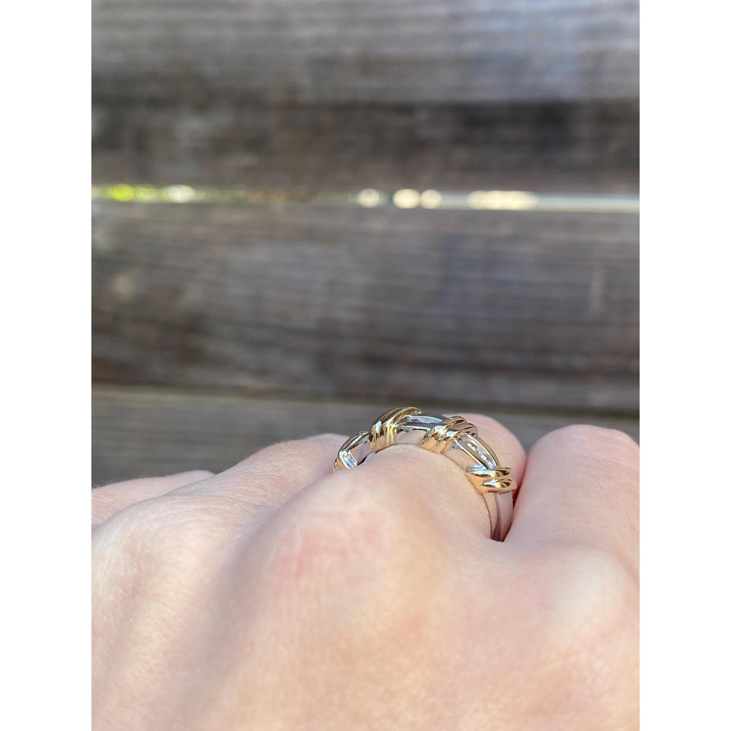 Vintage Solid 14k White & Yellow Gold Diamond Ring Band - Size 7.25