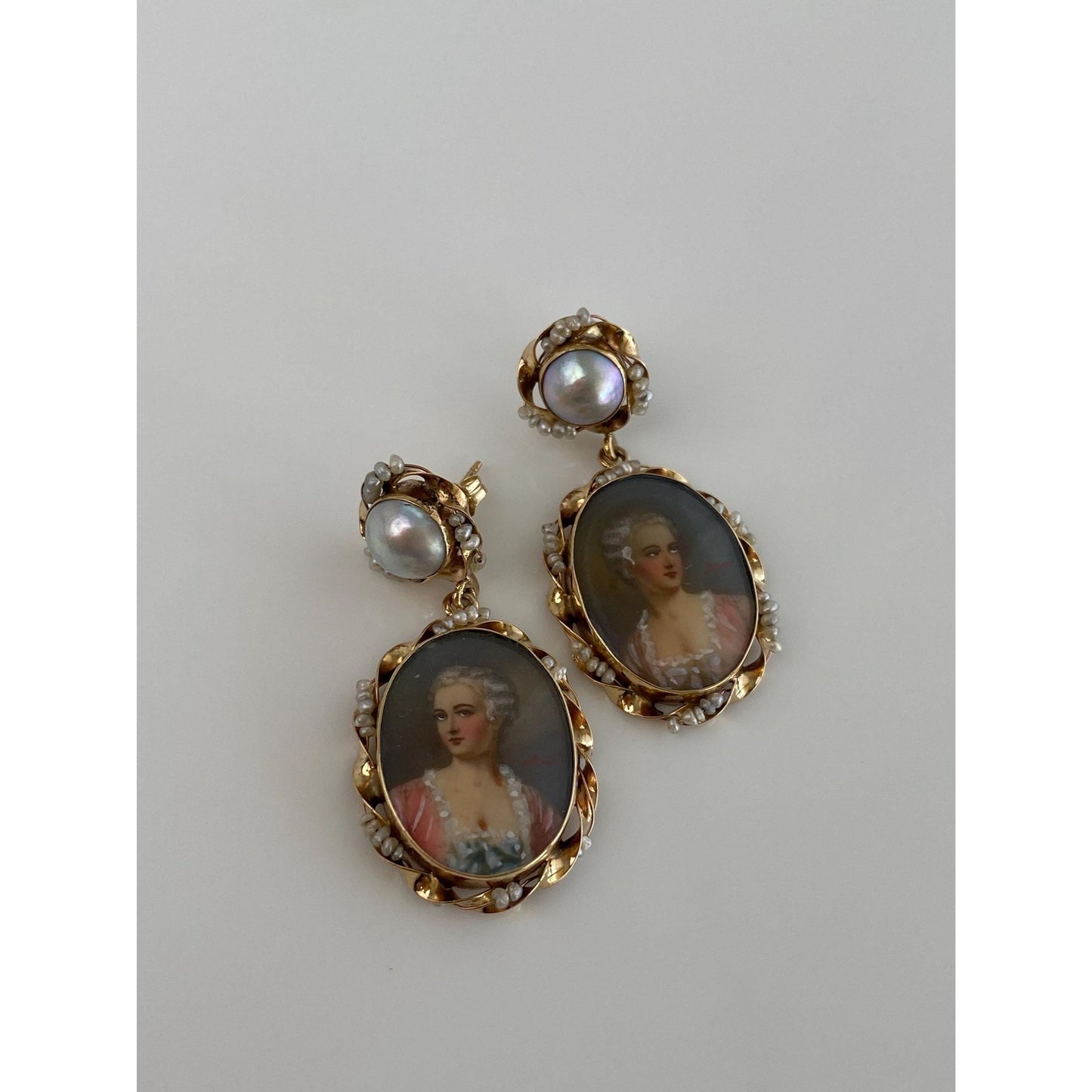 Vintage Solid 14k Yellow Gold Seed Pearl Cameo Dangle Stud Earrings