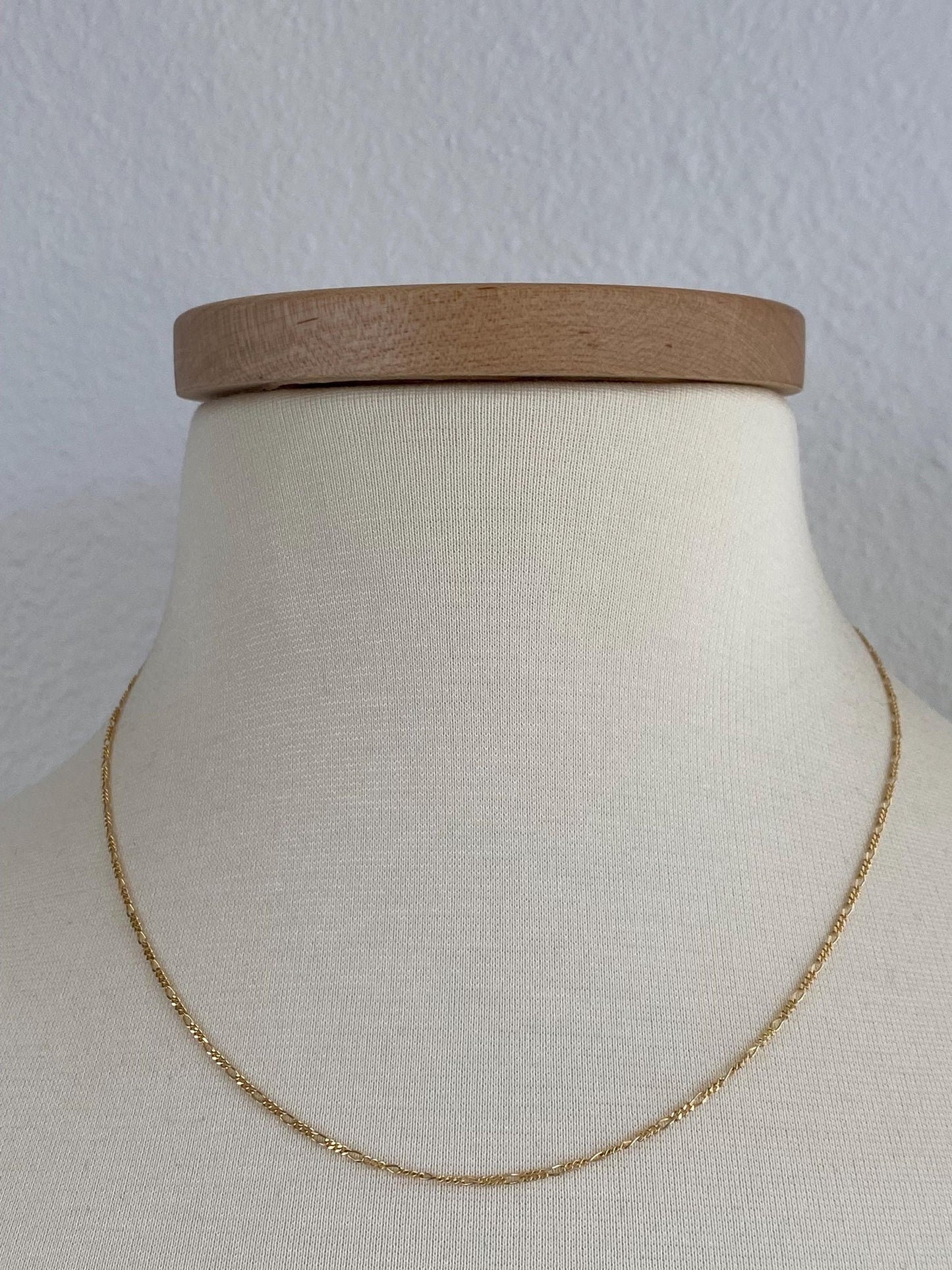 Vintage Solid 14k Yellow Gold Dainty Figaro Chain Necklace - 18.25 inches