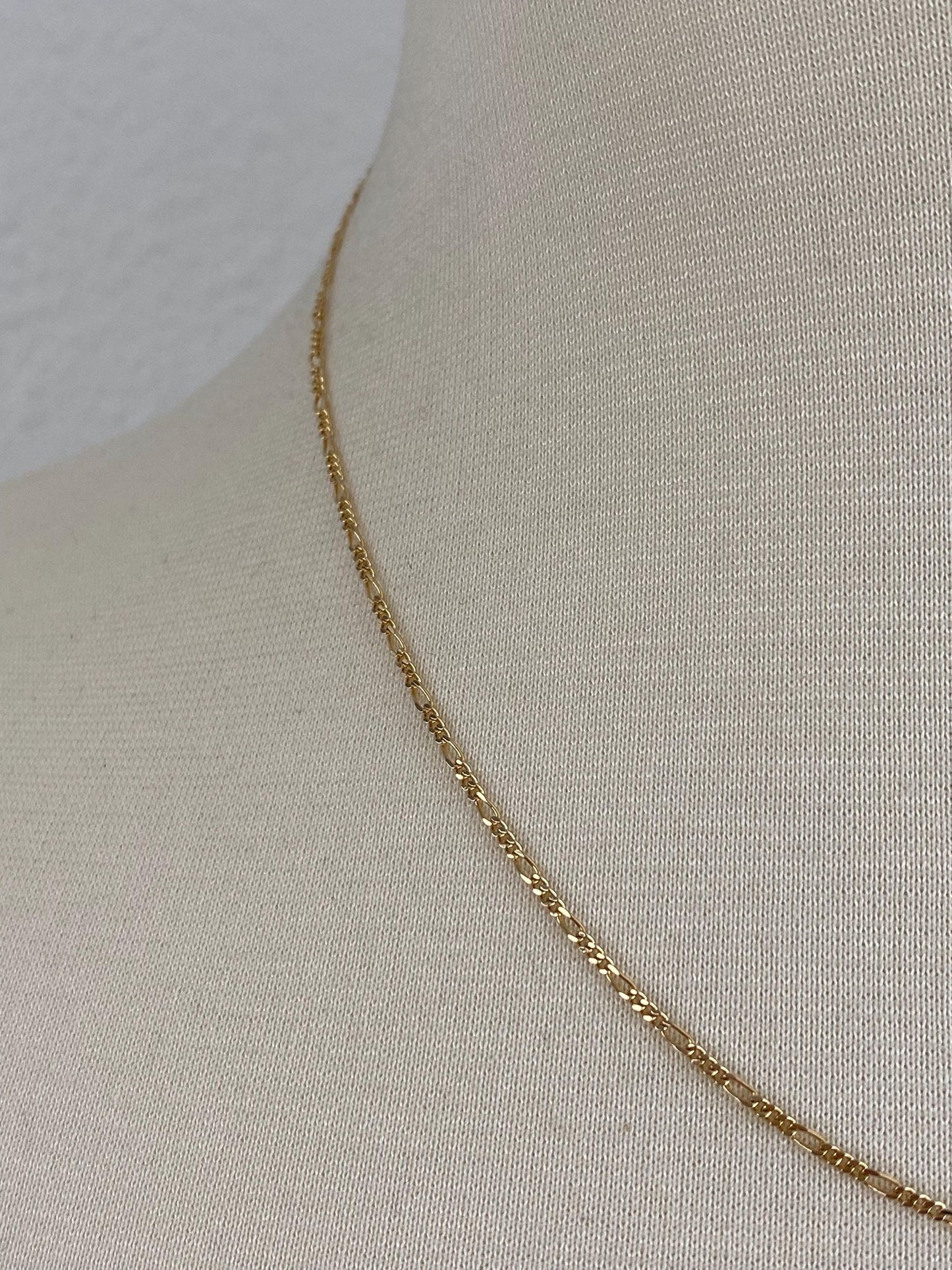 Vintage Solid 14k Yellow Gold Dainty Figaro Chain Necklace - 18.25 inches