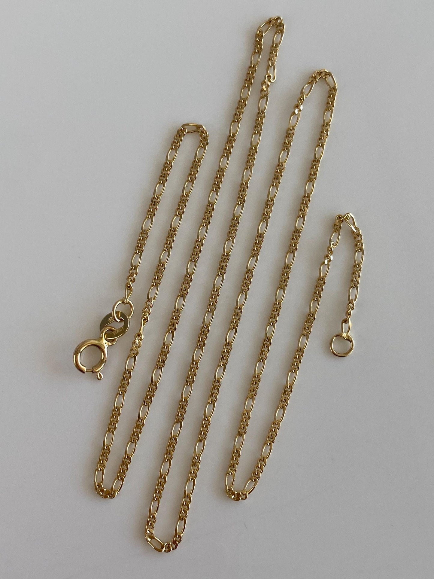 Vintage Solid 14k Yellow Gold Dainty Figaro Chain Necklace - 18.25 inches