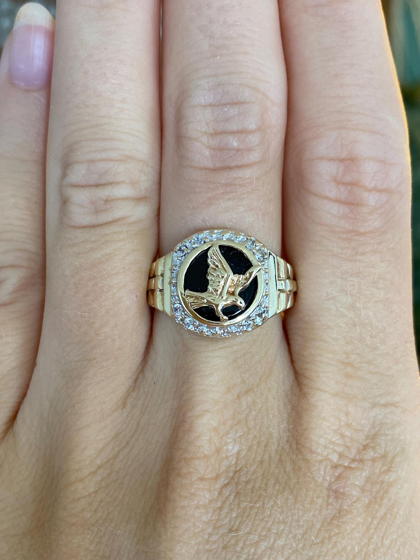 Vintage Solid 10k Yellow Gold Black Onyx Clear Cubic Zirconia Eagle Designed Ring - Size 8.5