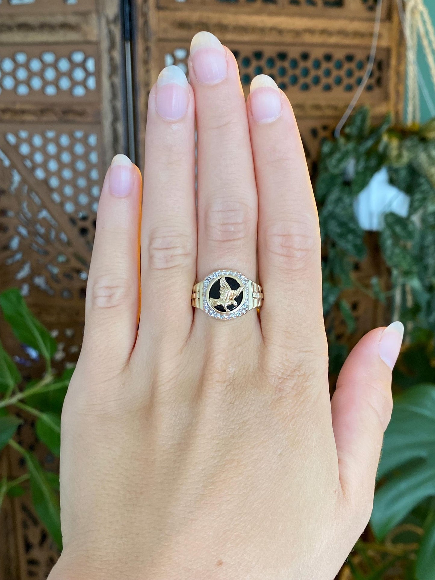 Vintage Solid 10k Yellow Gold Black Onyx Clear Cubic Zirconia Eagle Designed Ring - Size 8.5