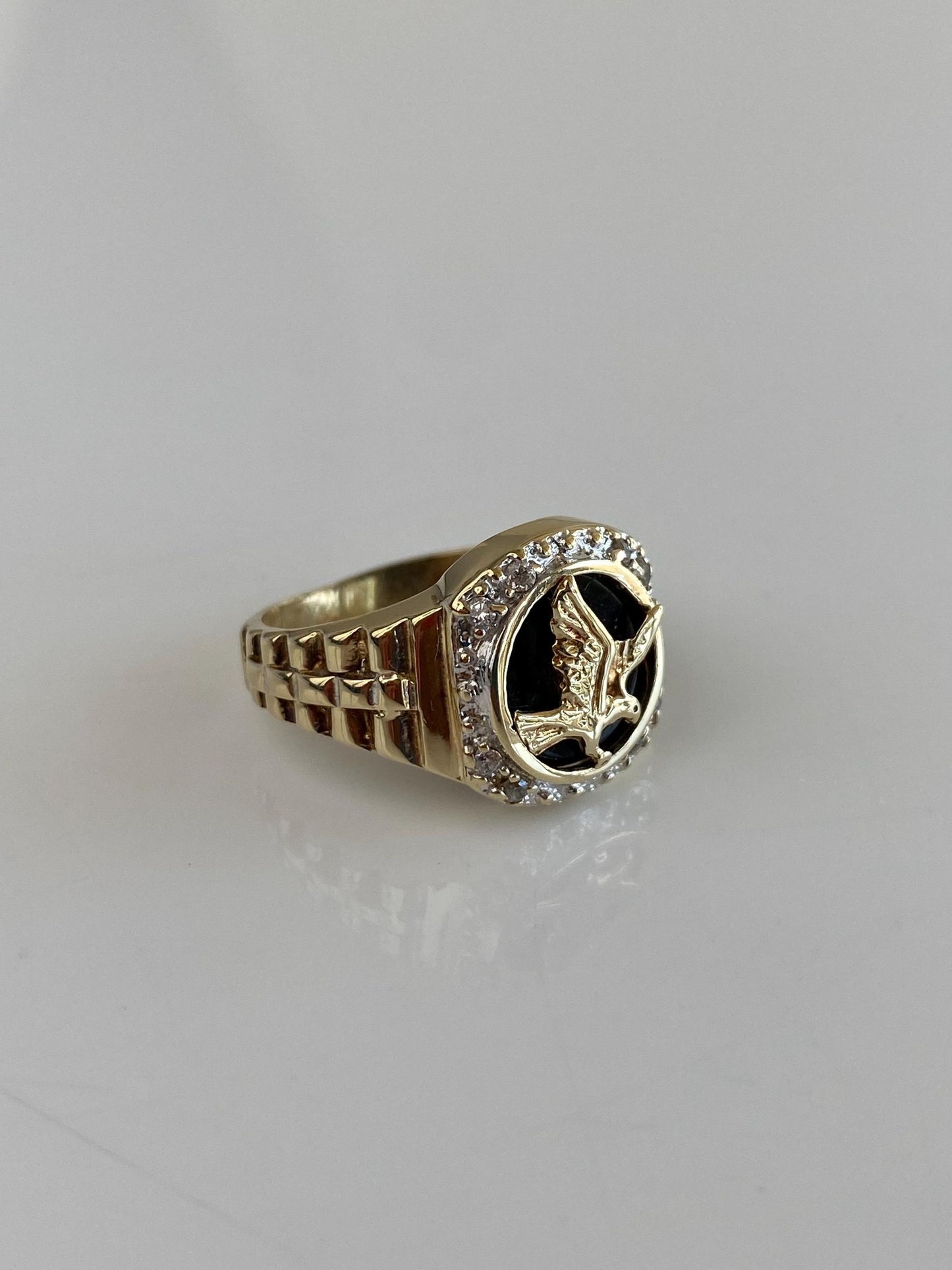 Vintage Solid 10k Yellow Gold Black Onyx Clear Cubic Zirconia Eagle Designed Ring - Size 8.5