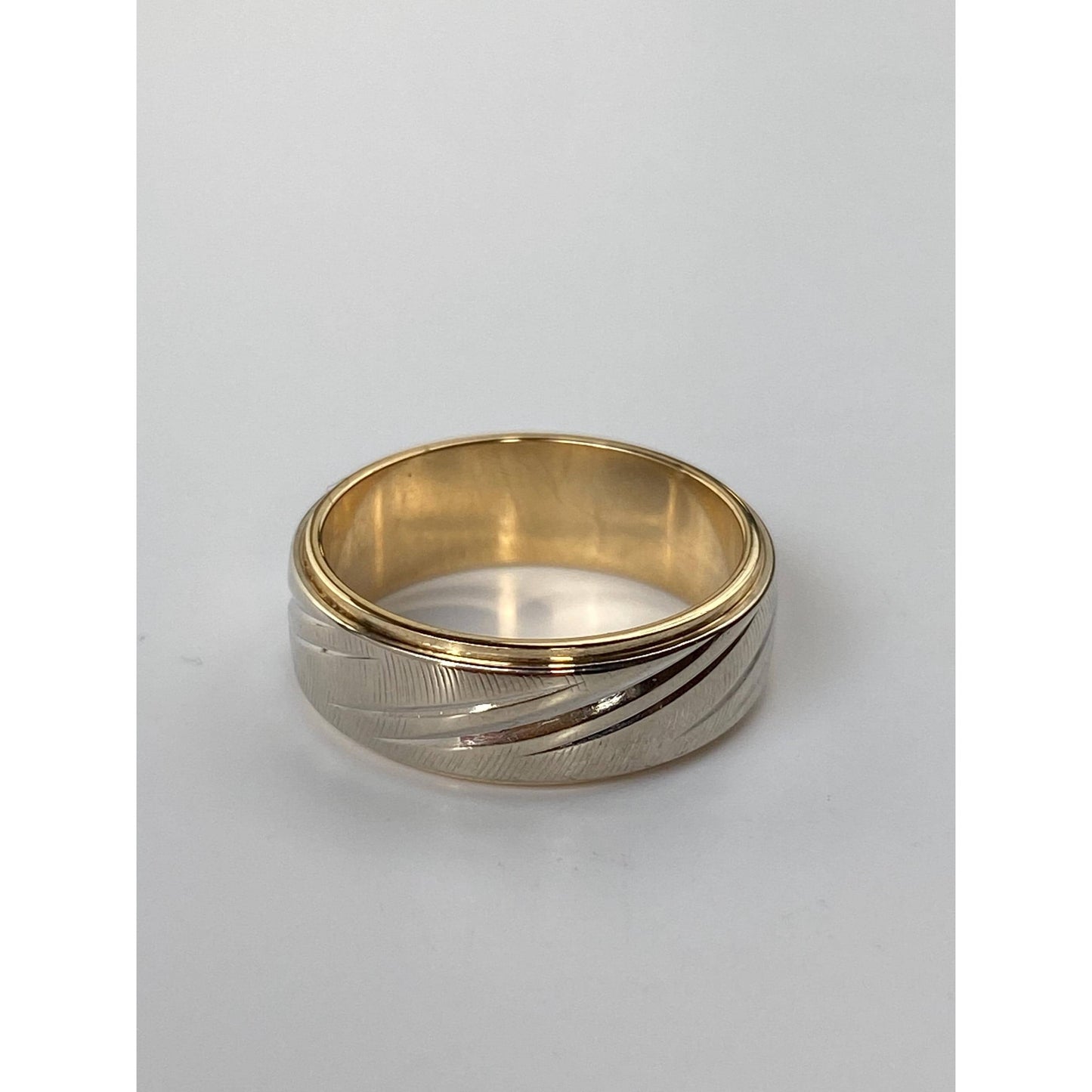 Vintage Solid 14k Yellow & White Gold Designed Ring Band - Size 4.75