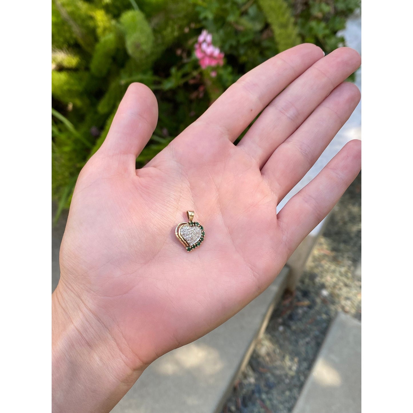 Vintage Solid 14k Yellow Gold Clear Sapphire Emerald Heart Charm