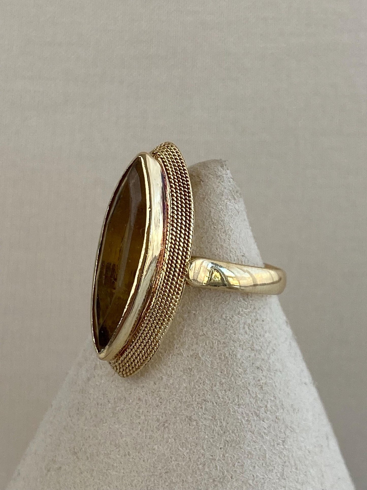 Vintage Solid 18k Yellow Gold Smokey Quartz Marquis Ring - Size 8.75