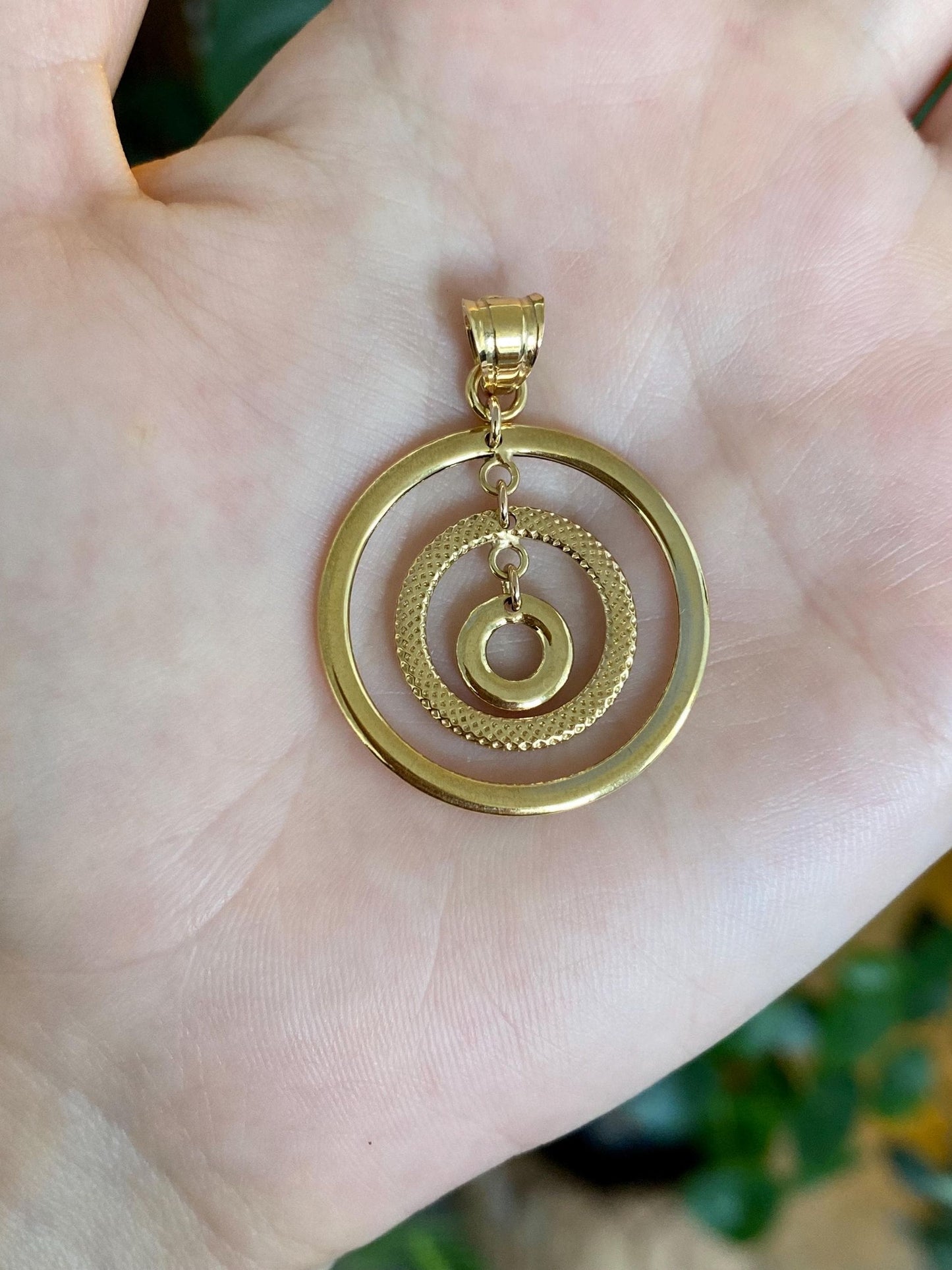 Vintage 14k Yellow Gold Textured Circles Charm