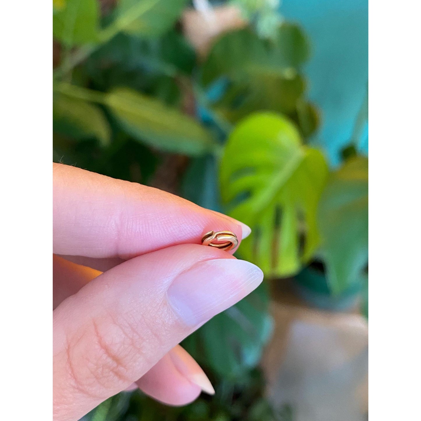 Vintage Solid 18k Yellow Gold Coiled Jump Ring