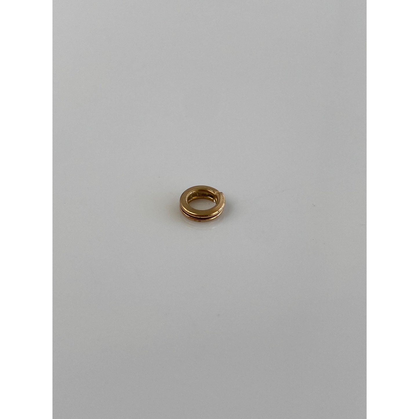 Vintage Solid 18k Yellow Gold Coiled Jump Ring