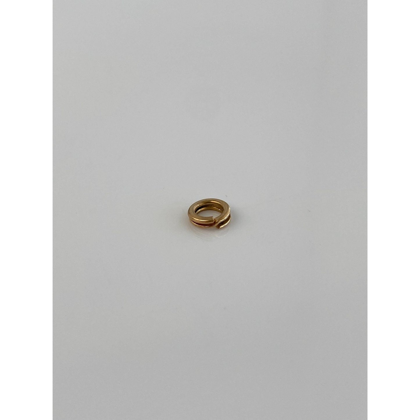 Vintage Solid 18k Yellow Gold Coiled Jump Ring