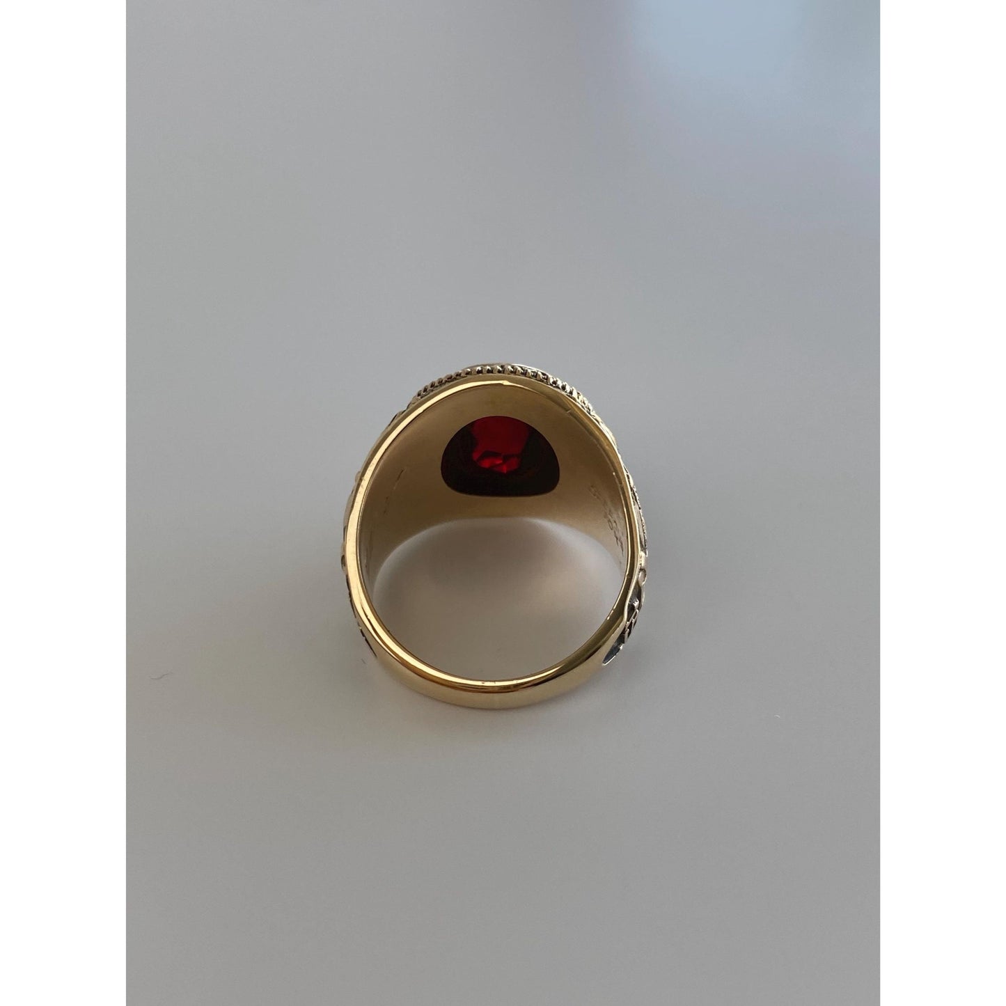Vintage Solid 10k Yellow Gold Ruby Class Ring - Size 4.25