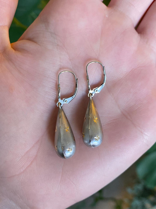 Vintage 14k White & Yellow Gold Diamond Cut Star Design Teardrop Dangle Earrings