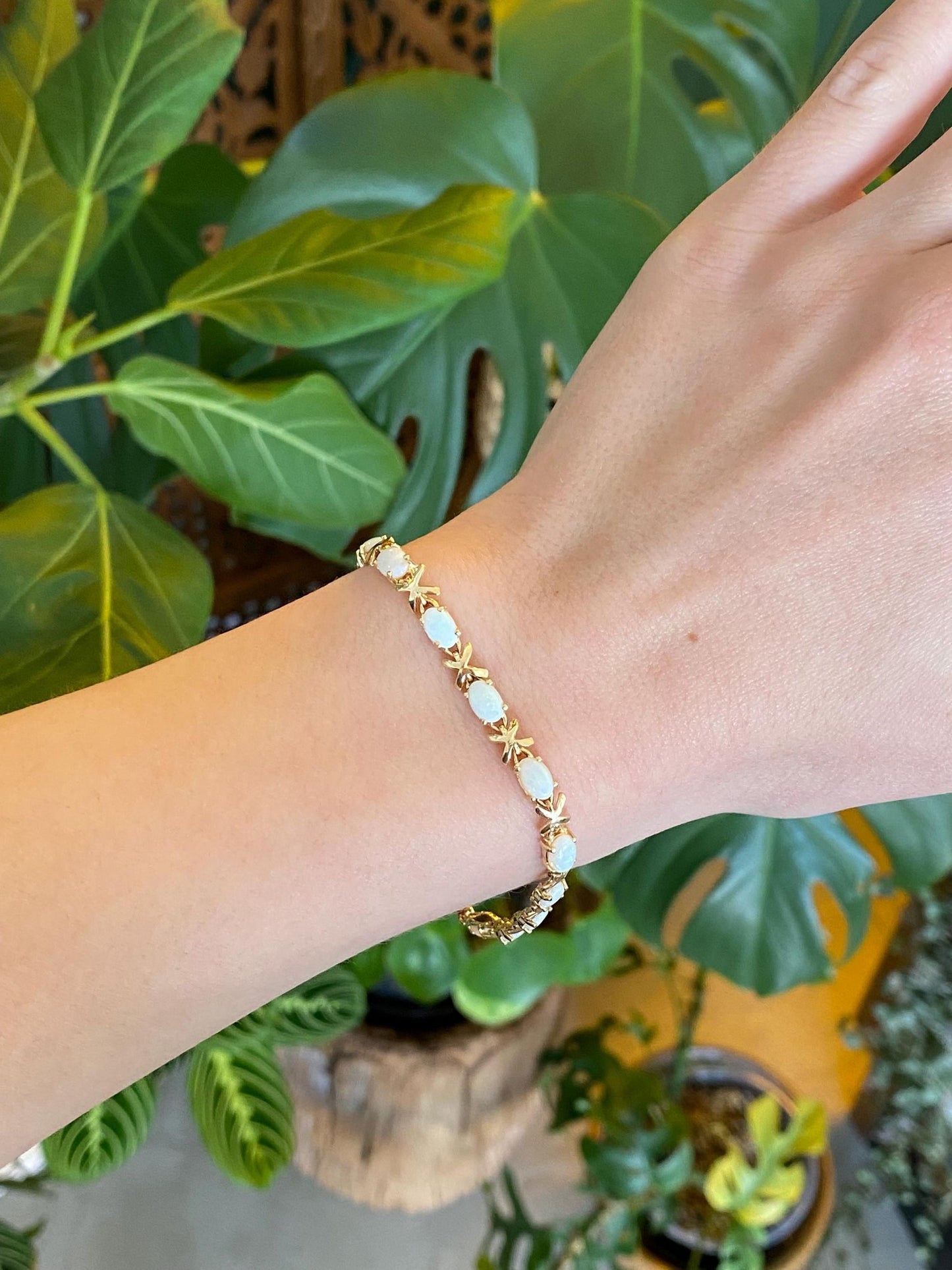 Vintage Solid 14k Yellow Gold Opal X Link Bracelet - 7.25 inches