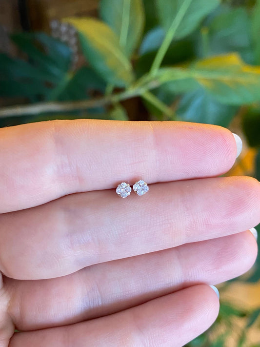 Solid 10k White Gold Clear Cubic Zirconia Stud Earrings