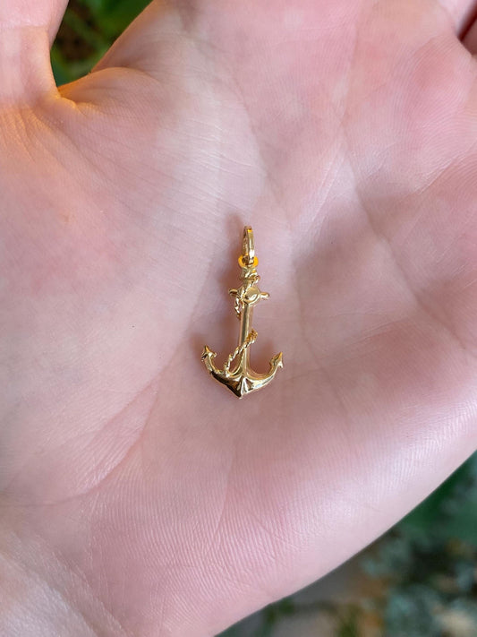 Vintage 18k Yellow Gold Anchor Charm