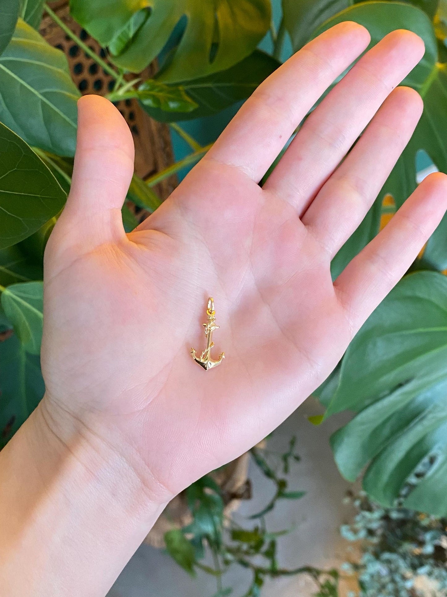 Vintage 18k Yellow Gold Anchor Charm