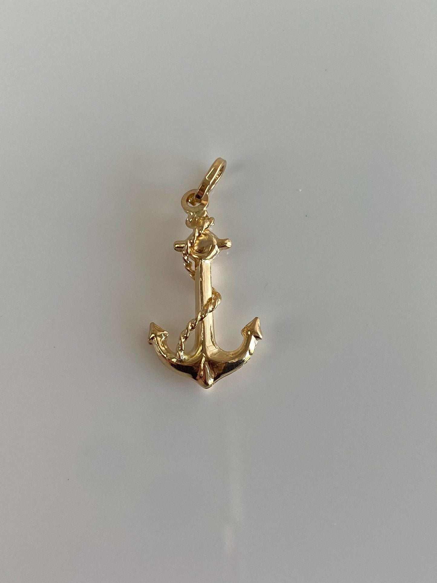 Vintage 18k Yellow Gold Anchor Charm