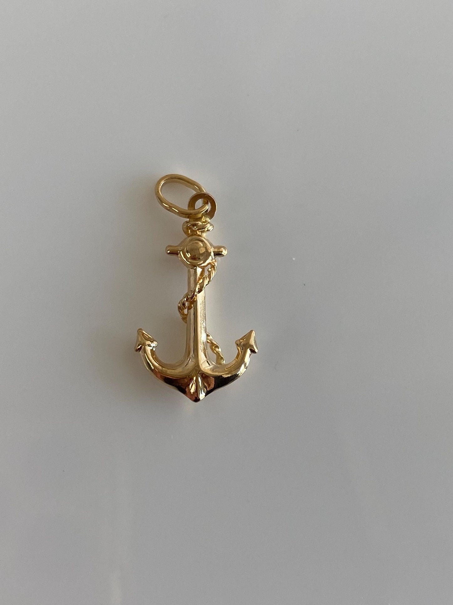 Vintage 18k Yellow Gold Anchor Charm