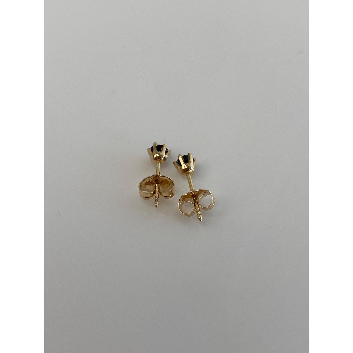 Vintage Solid 14k Yellow Gold Sapphire Stud Earrings