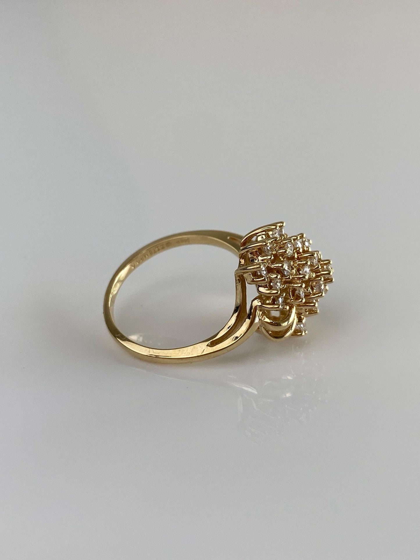 Vintage Solid 14k Yellow Gold Diamond Cluster Ring - Size 6.25