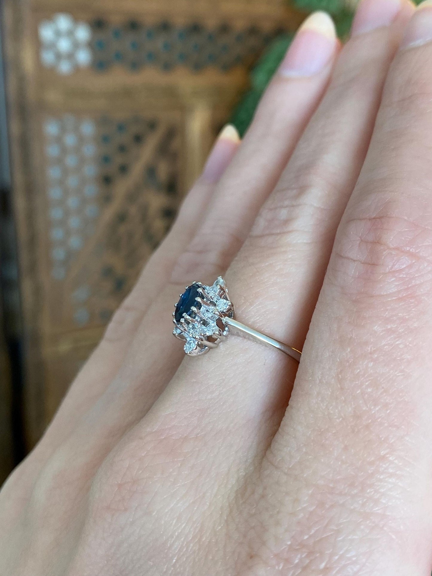 Vintage Solid 14k White Gold Diamond Halo Blue Sapphire Ring - Size 7.25