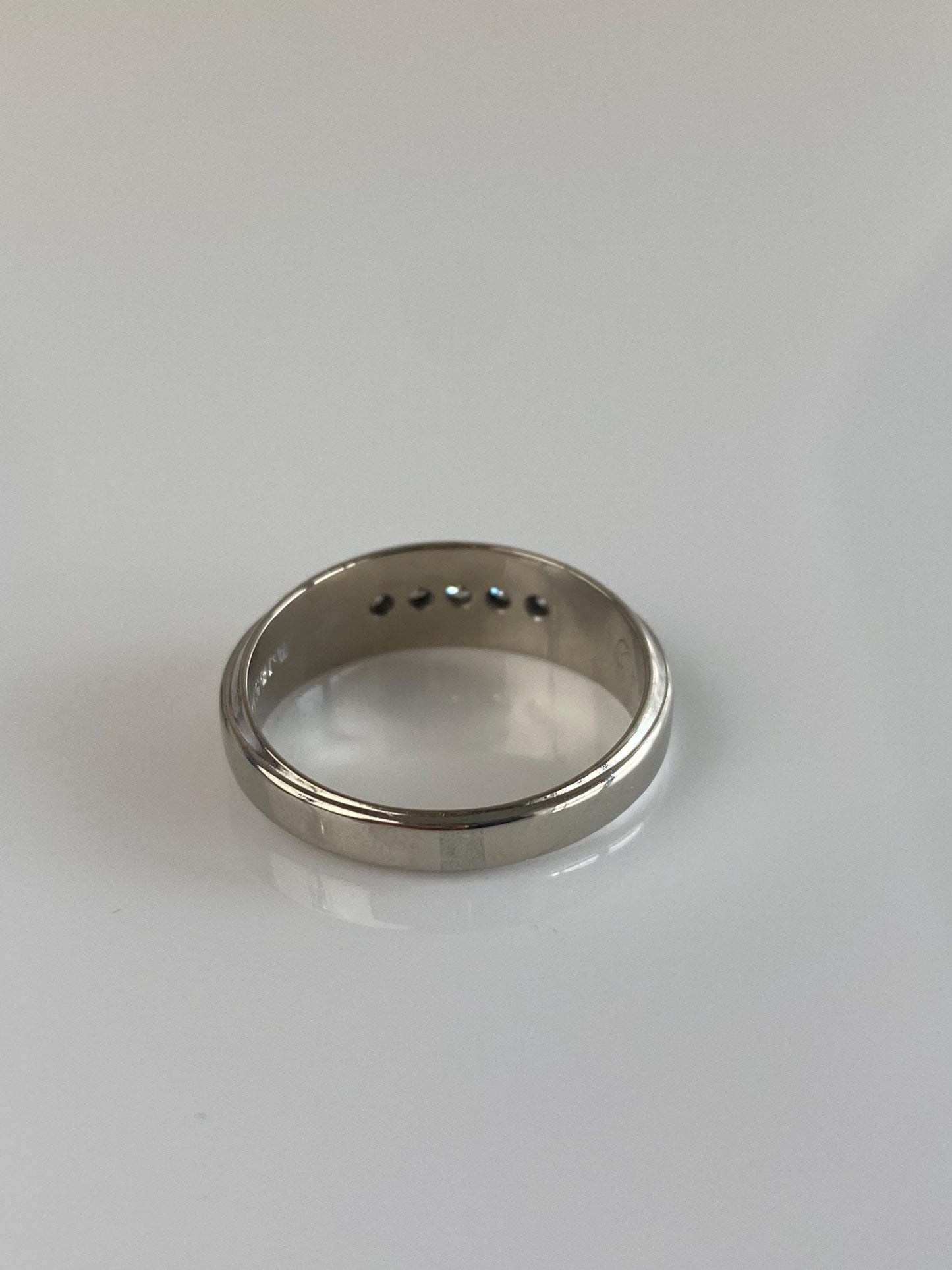 Vintage Solid 14k White Gold Diamond Ring Band - Size 10.5