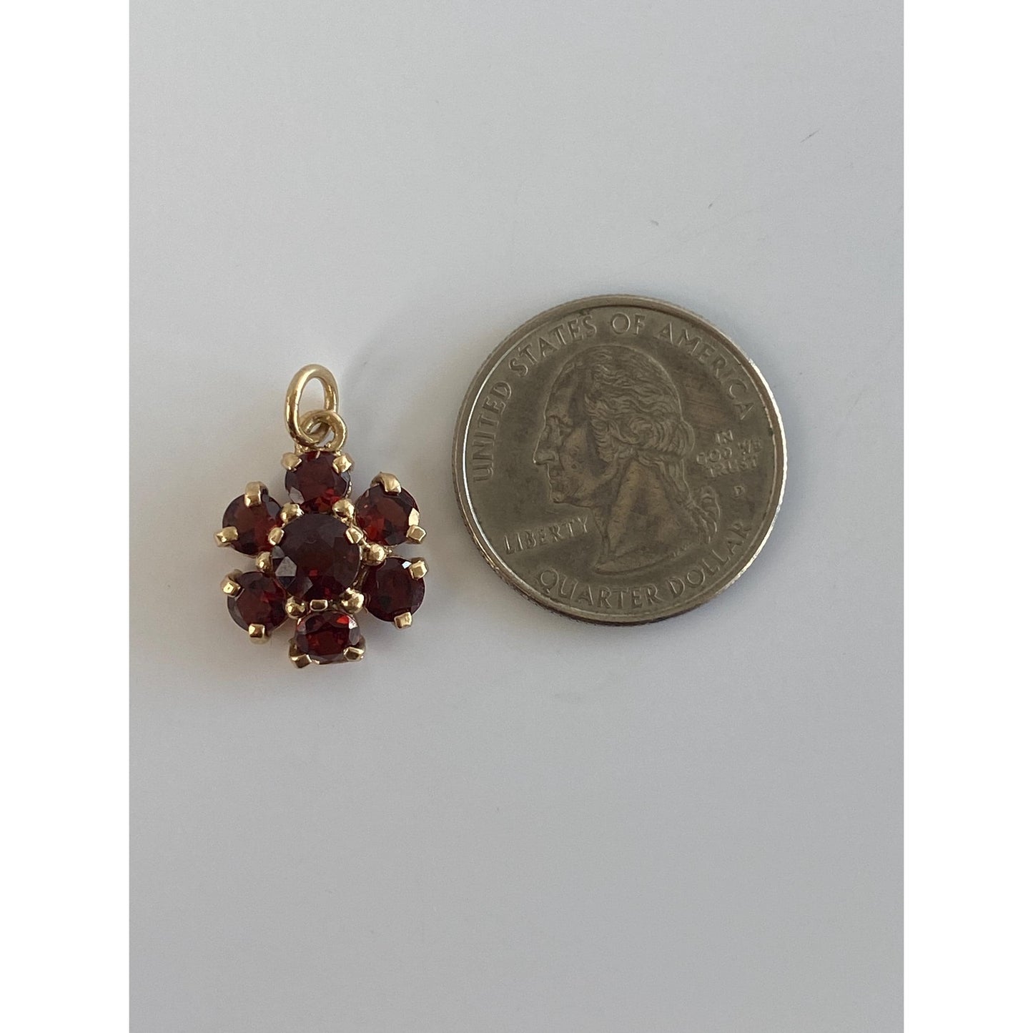 Vintage Solid 14k Yellow Gold Garnet Flower Charm