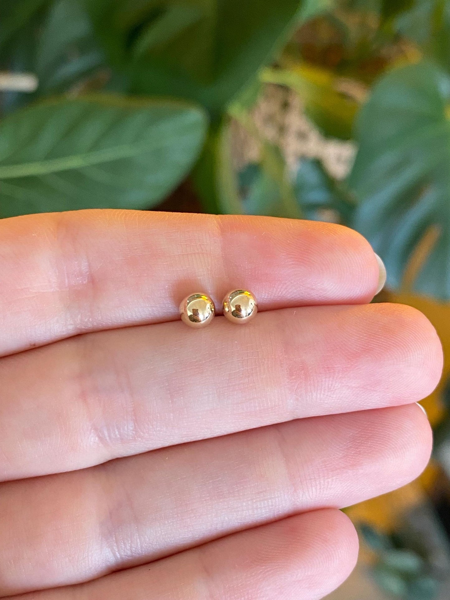 Vintage 14k Yellow Gold Ball Stud Earrings