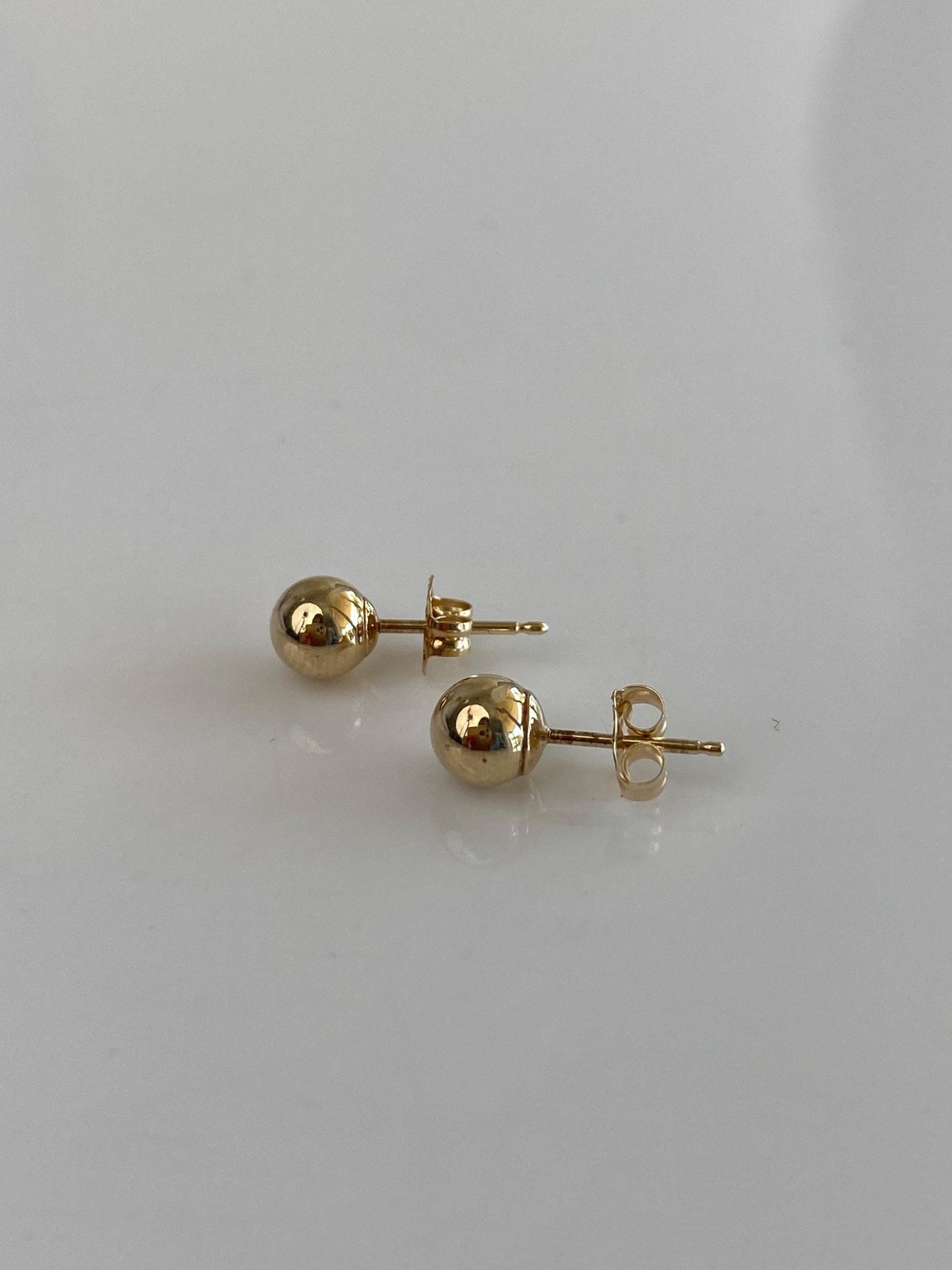 Vintage 14k Yellow Gold Ball Stud Earrings