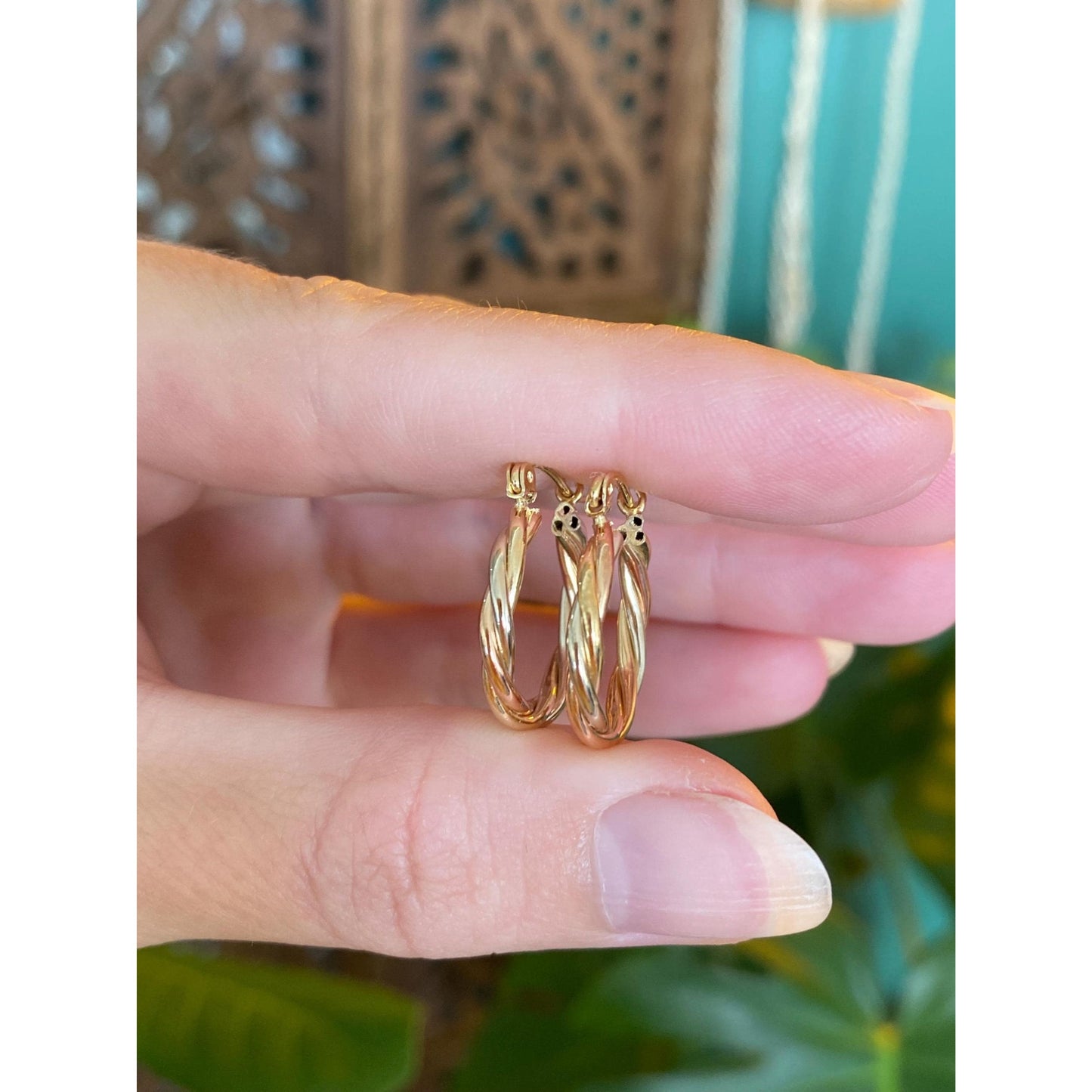 Vintage 14k Tri Tone Gold Twist Hoop Earrings