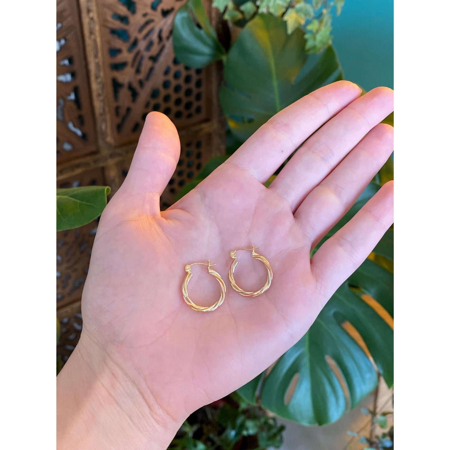 Vintage 14k Tri Tone Gold Twist Hoop Earrings