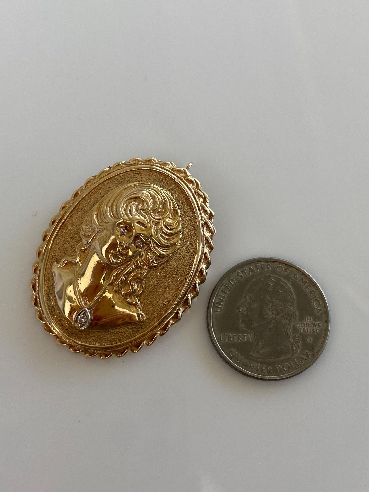 Vintage Solid 14k Yellow Gold Large Diamonds Lady Cameo Brooch Charm